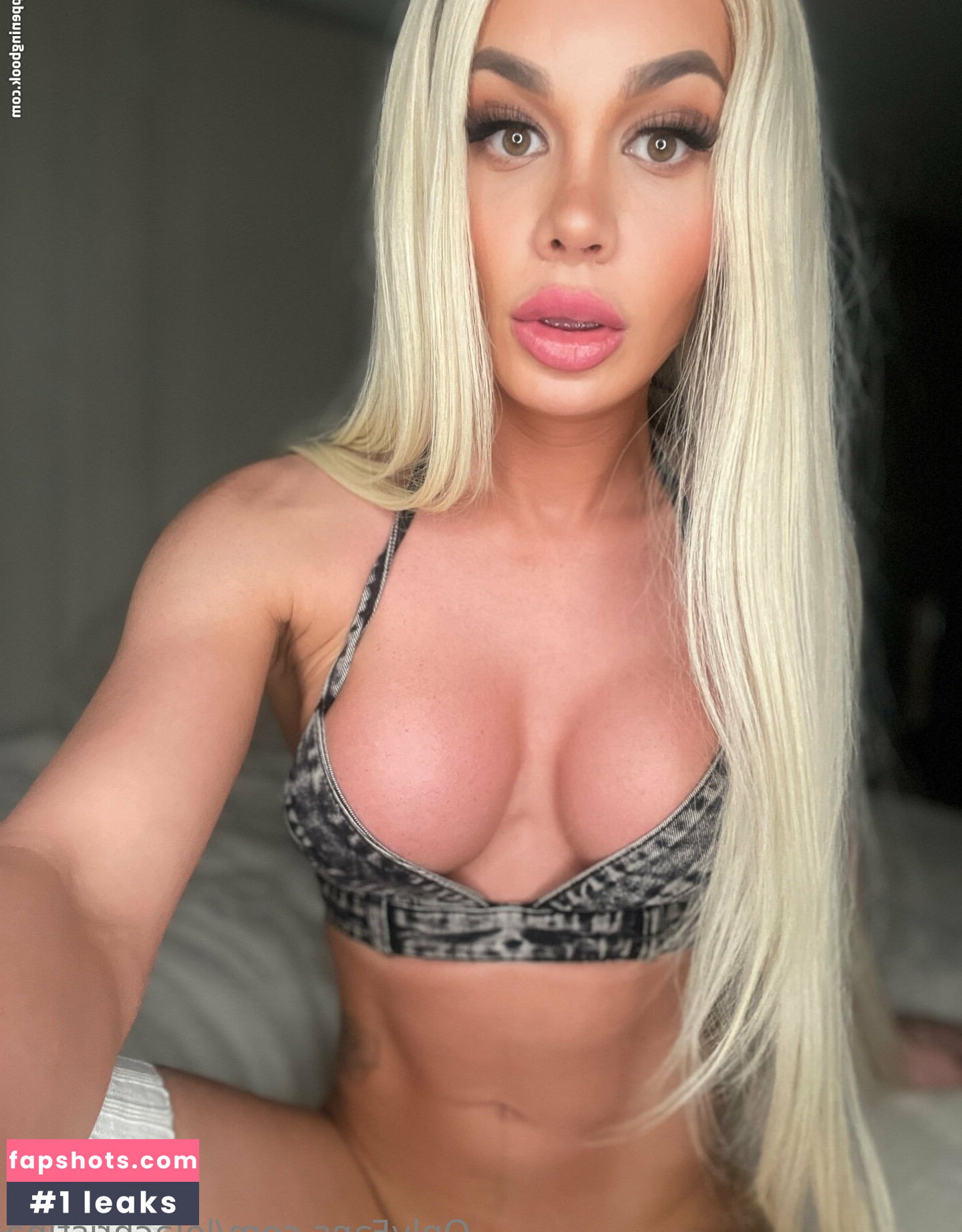 lolachristina gallery photo #22