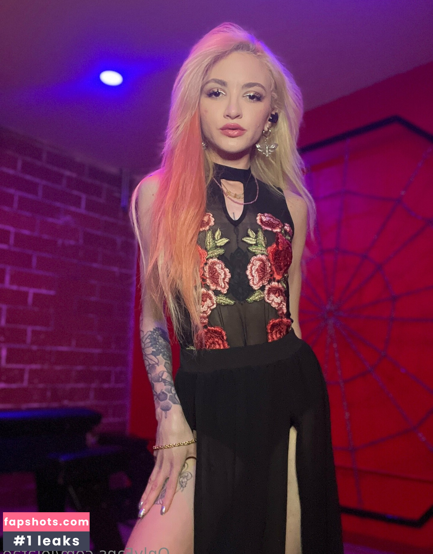 lolafae gallery photo #18