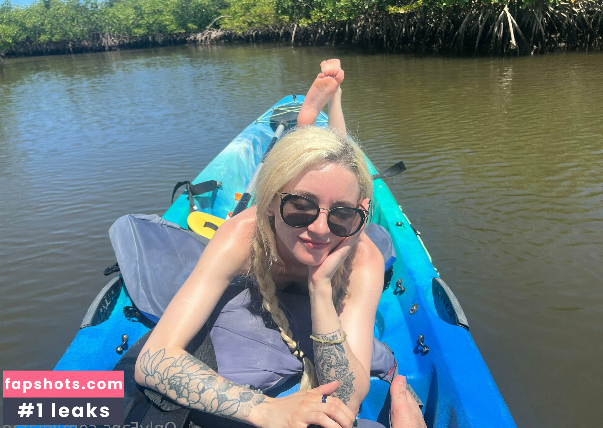 lolafae gallery photo #30