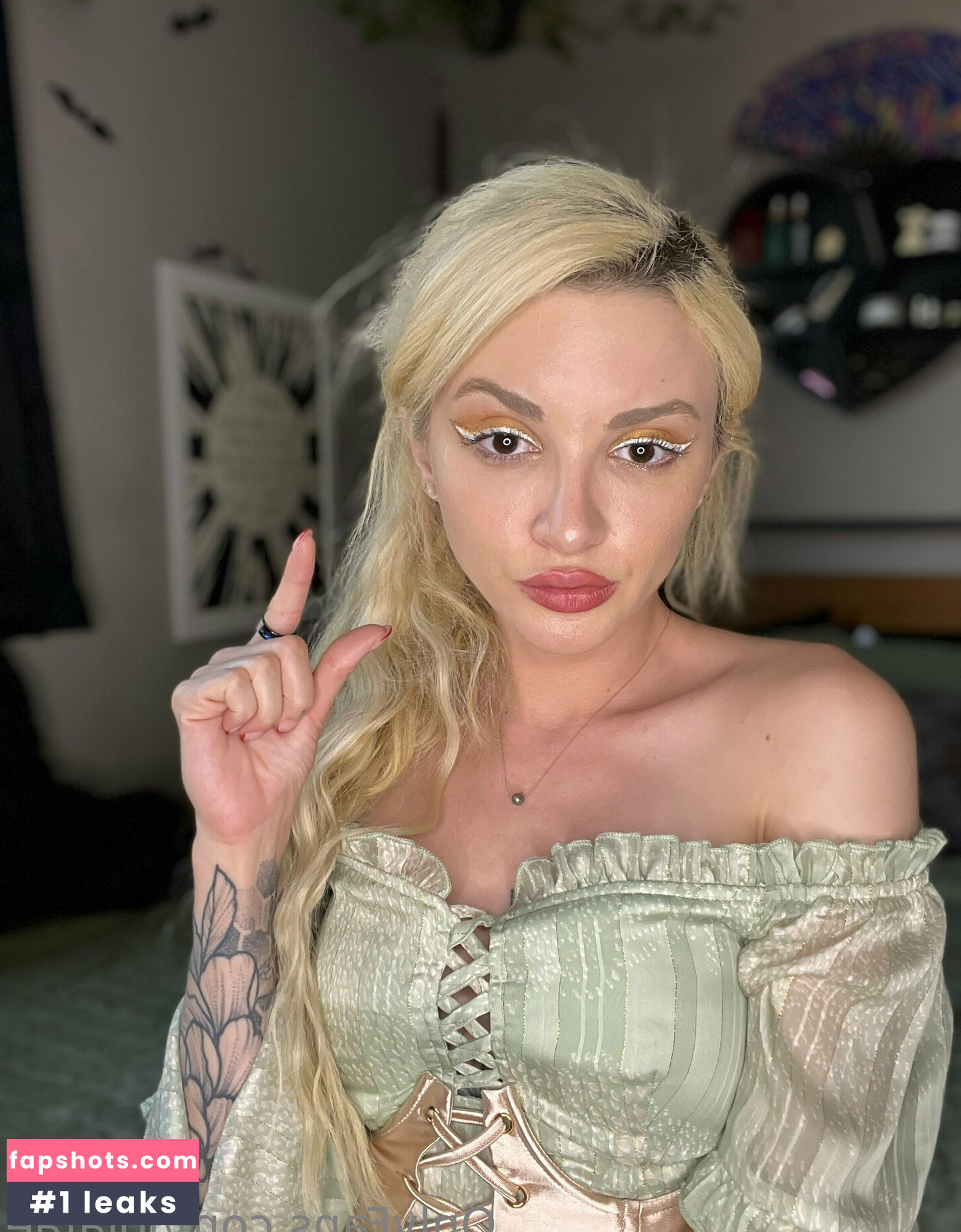 lolafae gallery photo #51