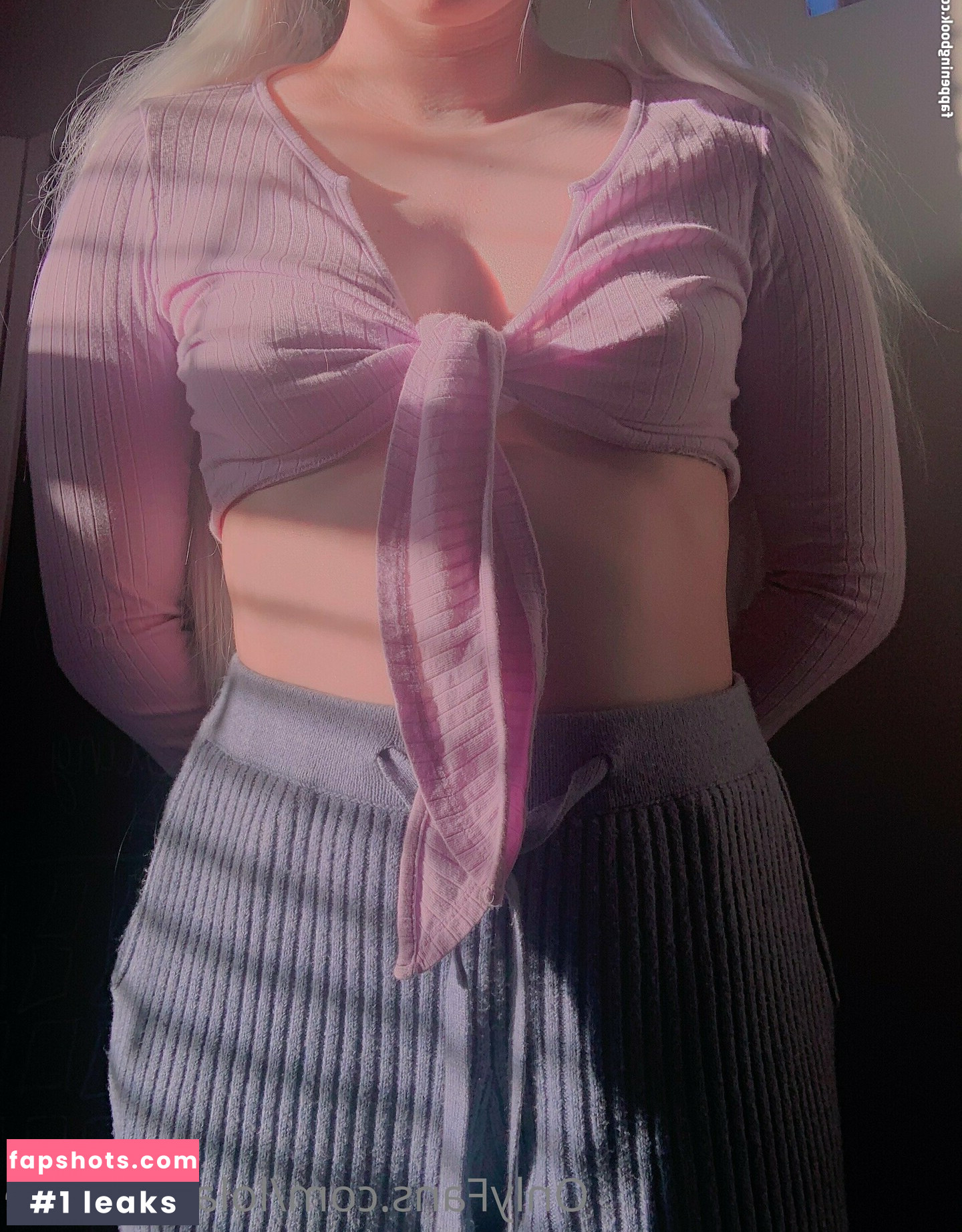 lolafawnfree gallery photo #6