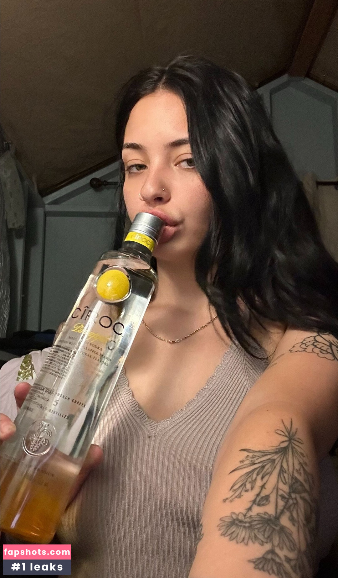 lolalondon gallery photo #10