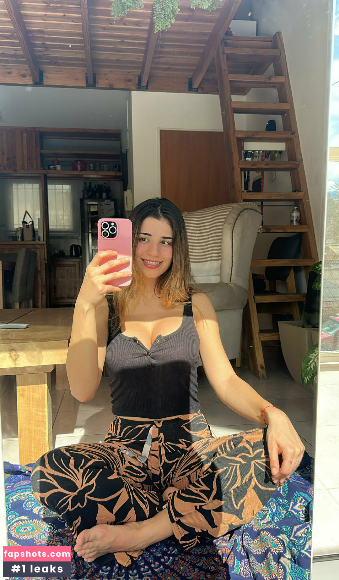 lolatinax Nude Leaks OnlyFans Photos #10 - LeakJerk