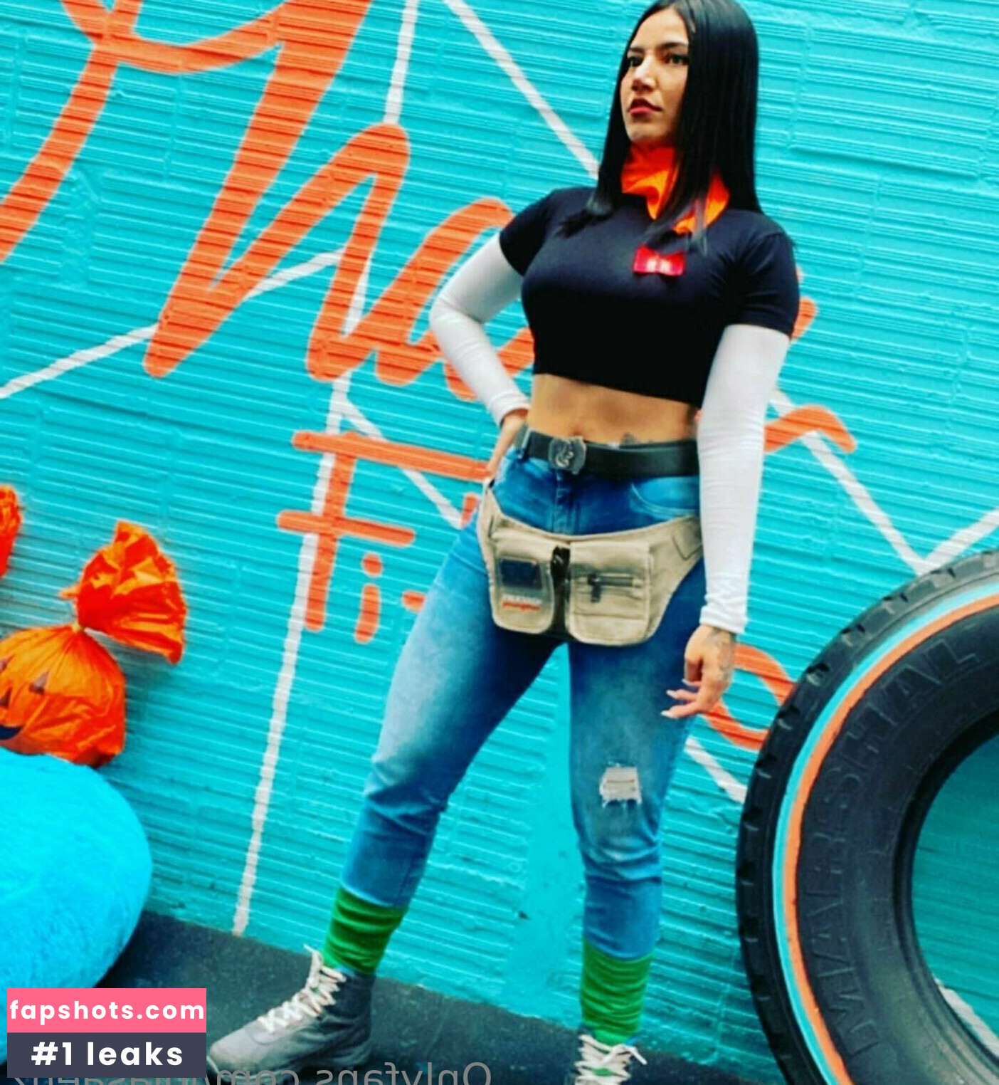 lolisaenz gallery photo #16