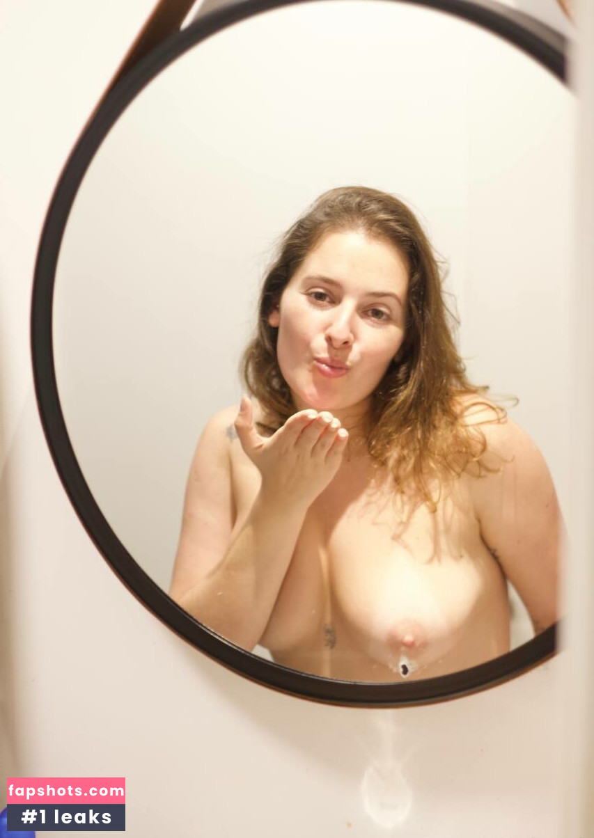 Lolla Antonielli gallery photo #47