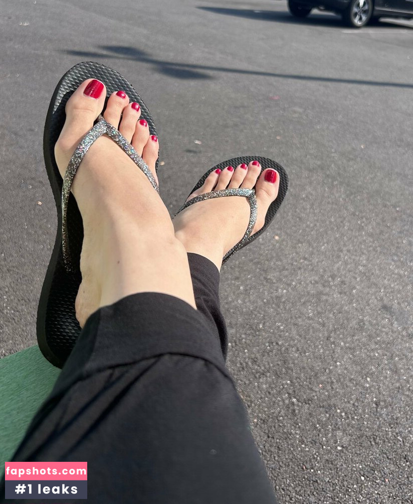 lollietoes_92_vip Filtración Desnuda OnlyFans Foto #30 - Fapshots