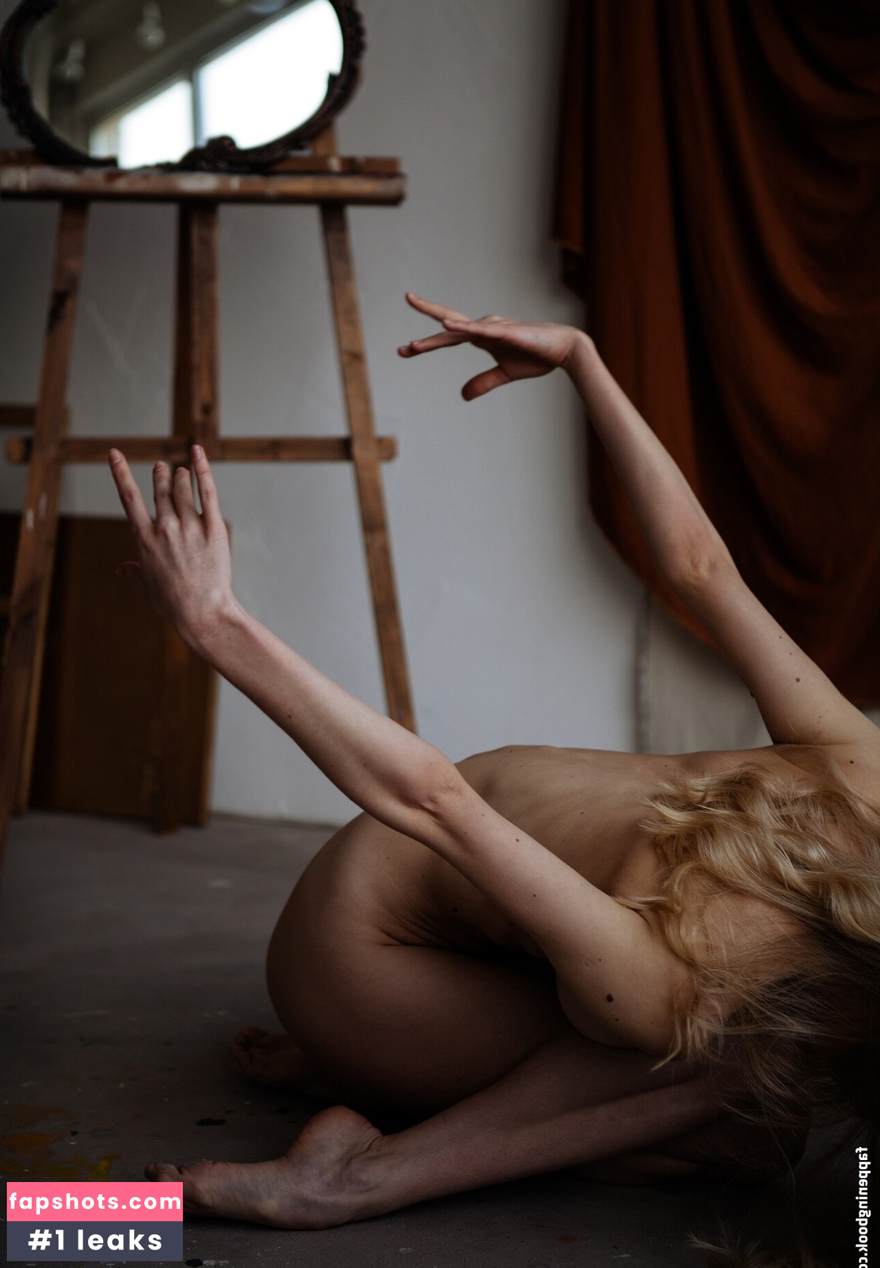 Lolly_Bella_ gallery photo #9