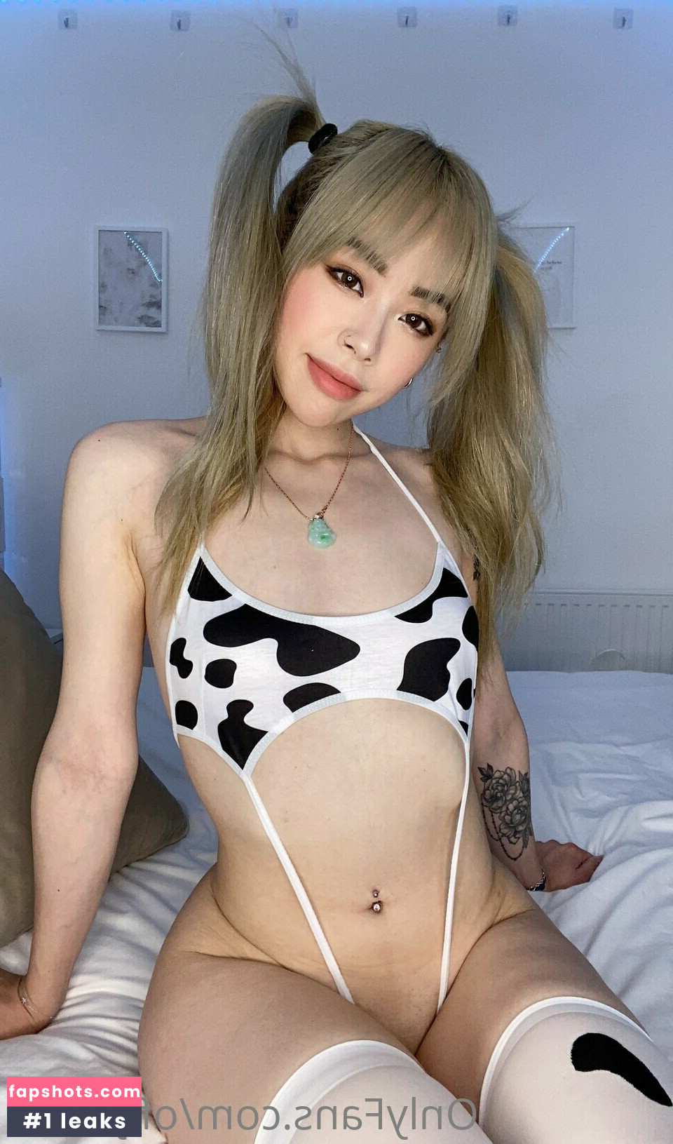 Lolwutjanice nude babe gallery