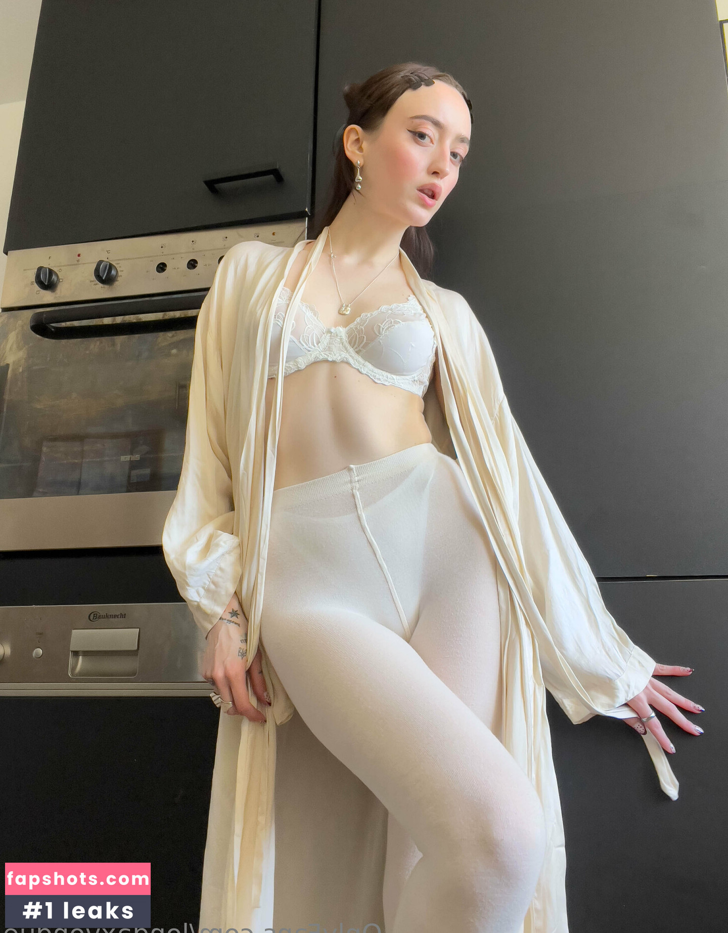 londaxvondue gallery photo #2