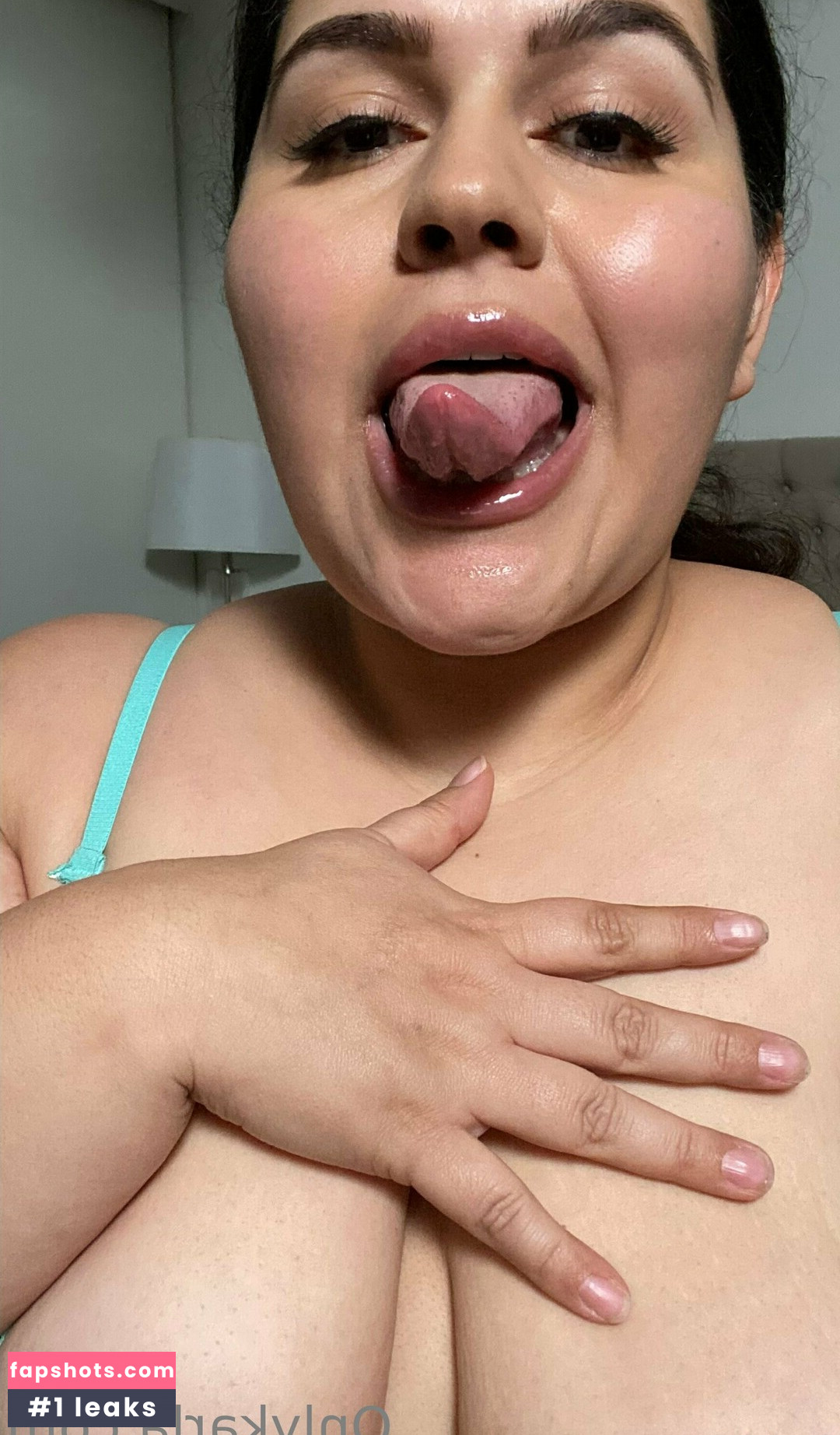 Long Tongue Fetish gallery photo #32