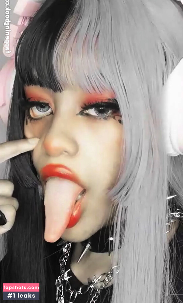 Long Tongue Fetish gallery photo #54