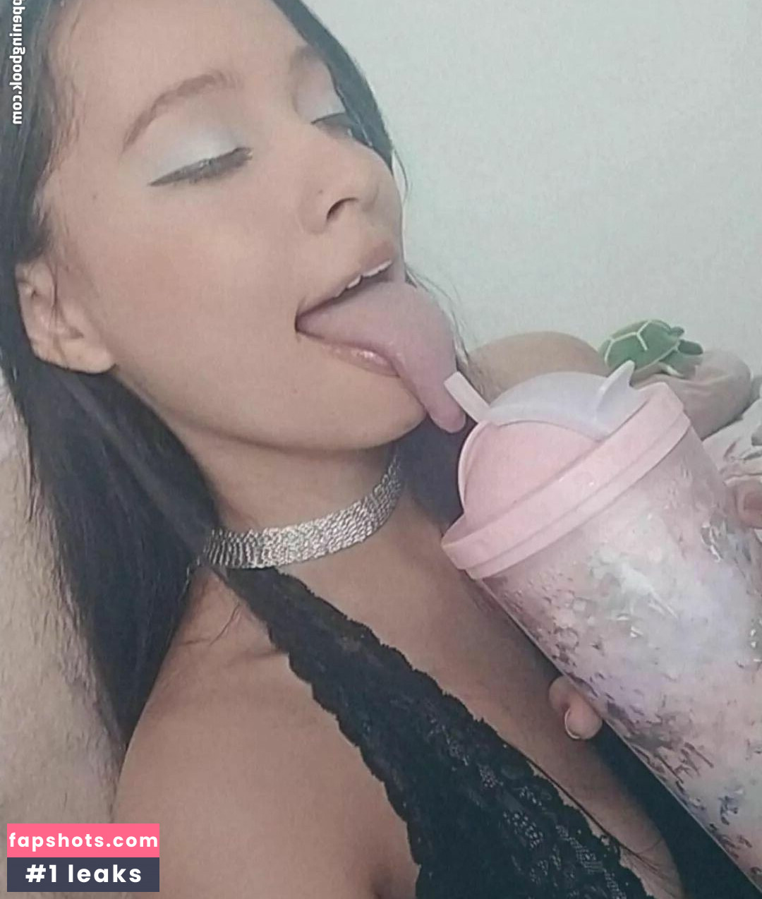 Long Tongue Fetish gallery photo #64