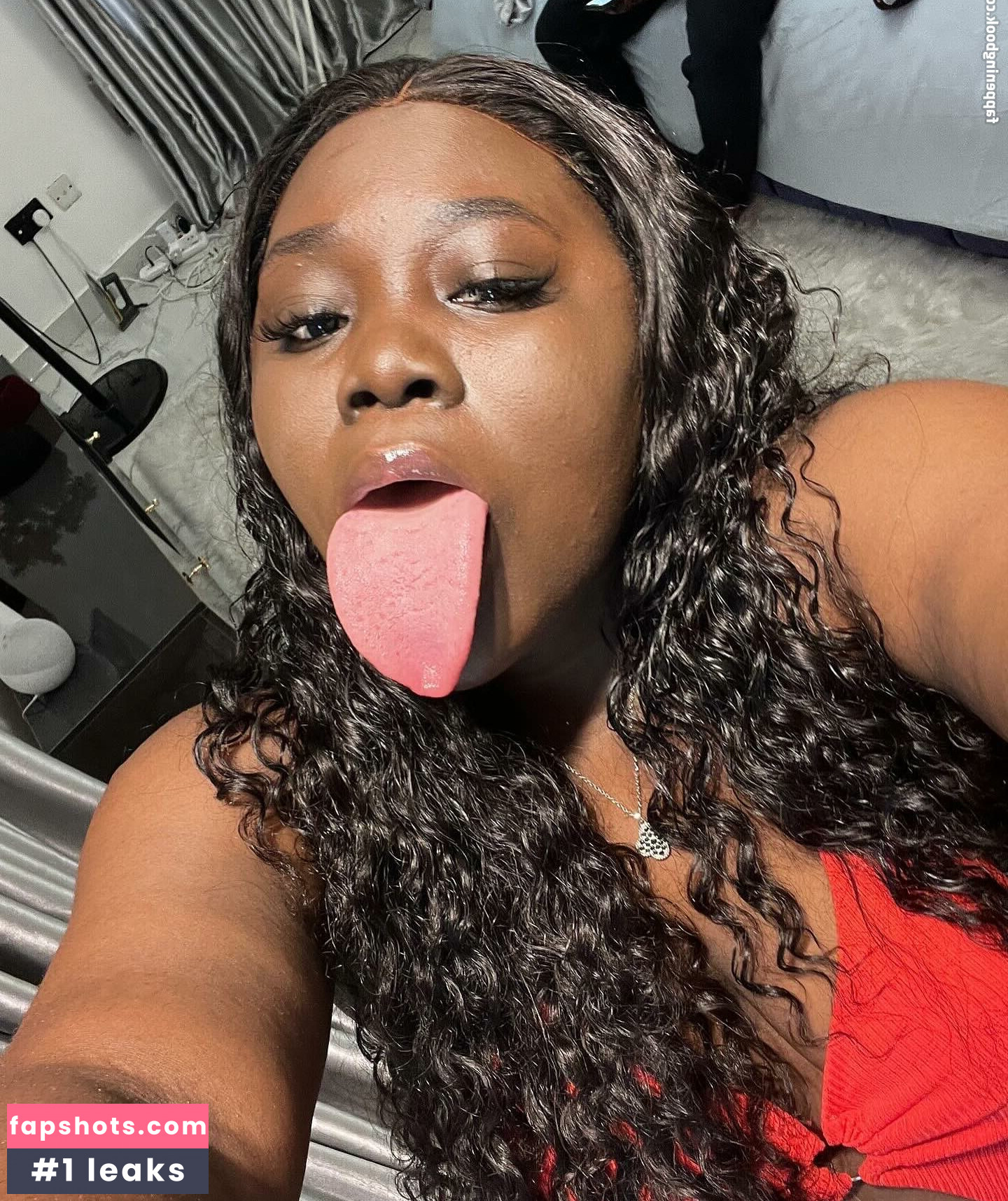 Long Tongue Fetish gallery photo #92