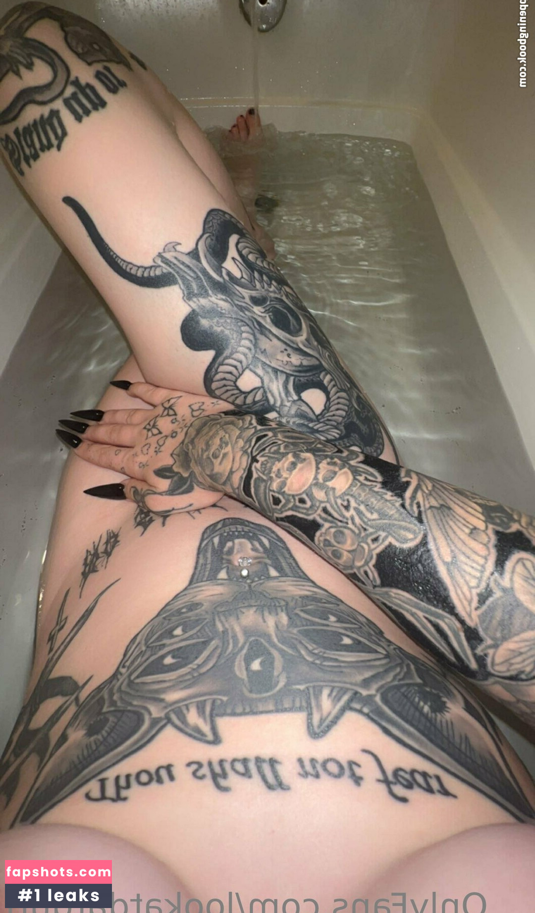 lookatdatgurl gallery photo #3