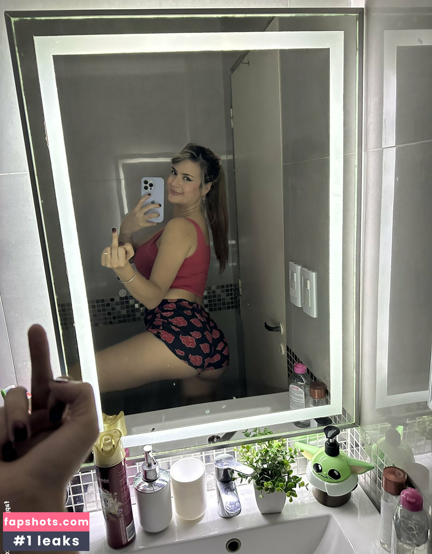 Loore Garcia gallery photo #7