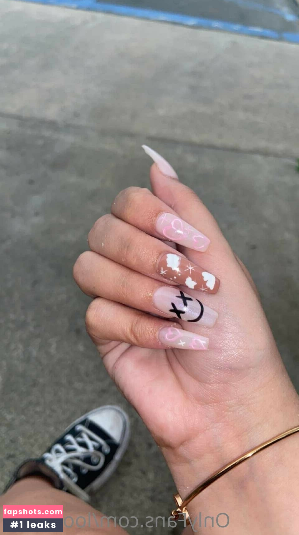 Loowcutie gallery photo #15