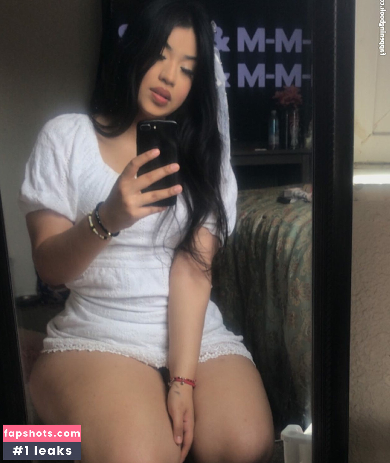 Loquitalilyx gallery photo #2