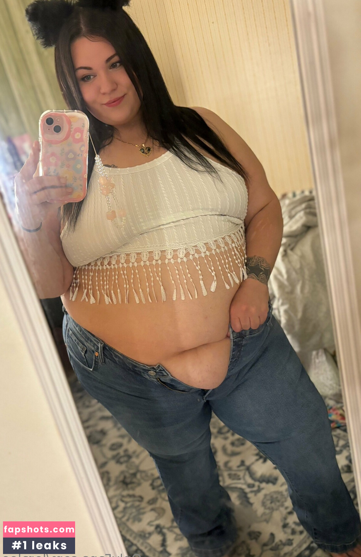 loralee gallery photo #16