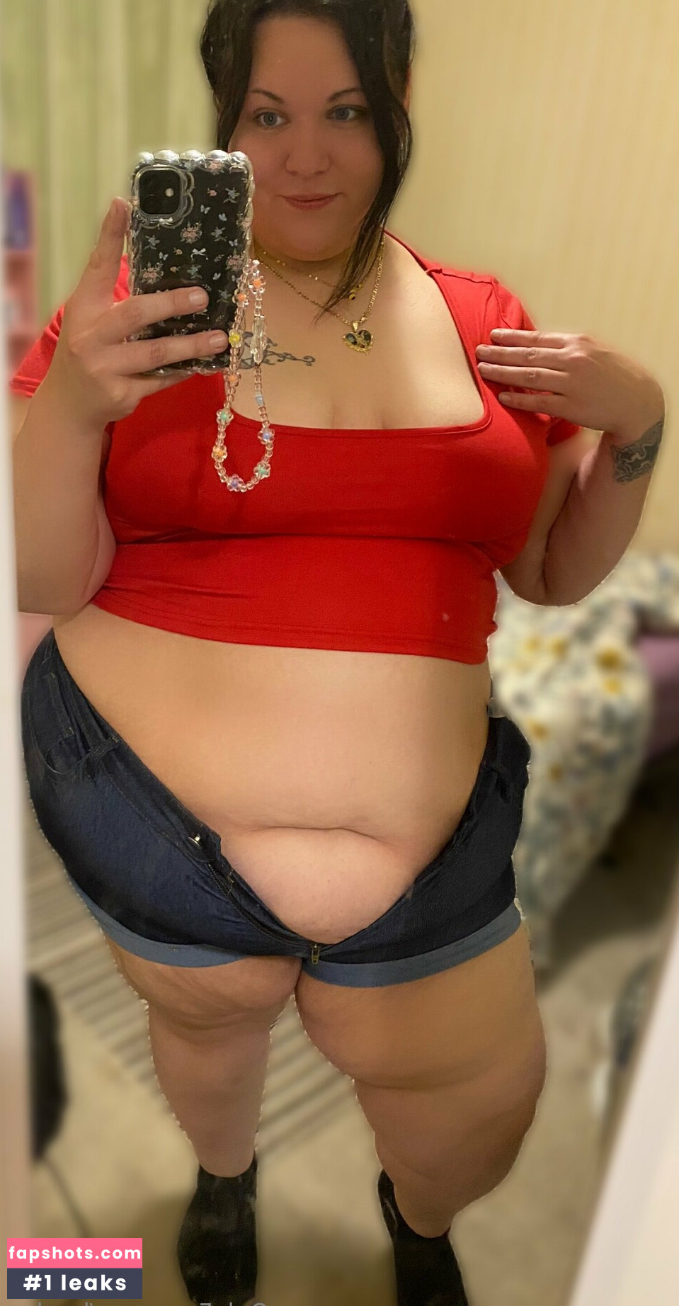 loralee gallery photo #25