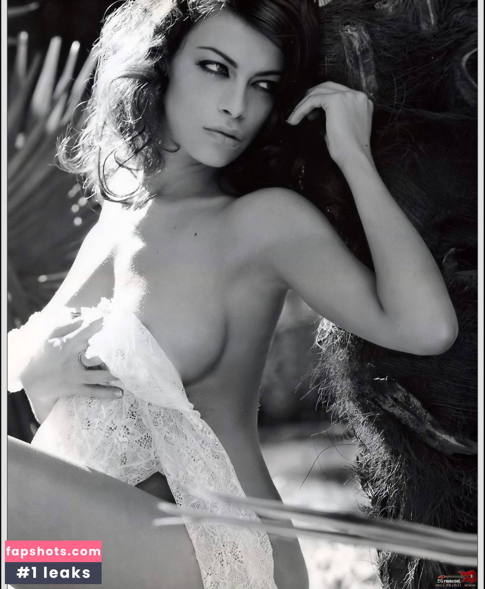 Loredana Damato gallery photo #22