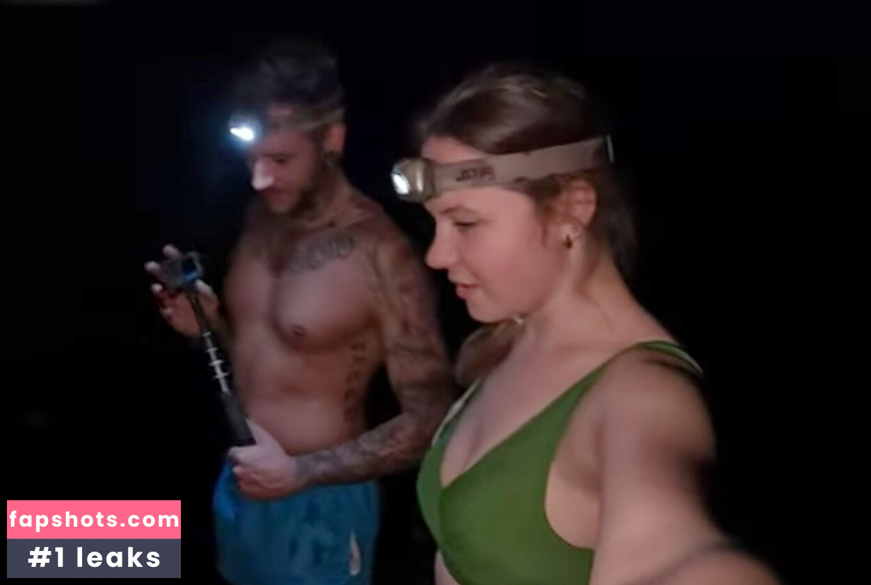 Loreena Unterwegs Nude Leaks OnlyFans Photos #11 - Fapshots