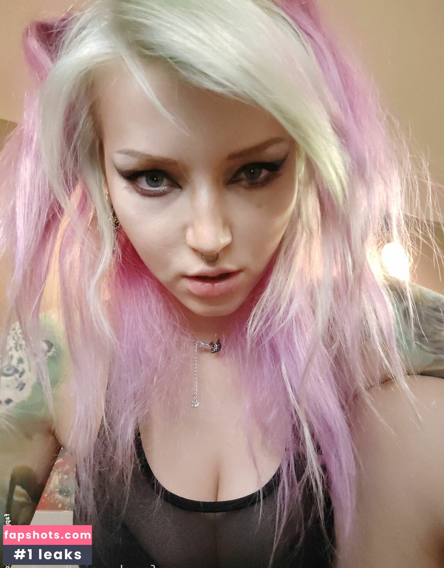 Lorelaye gallery photo #62