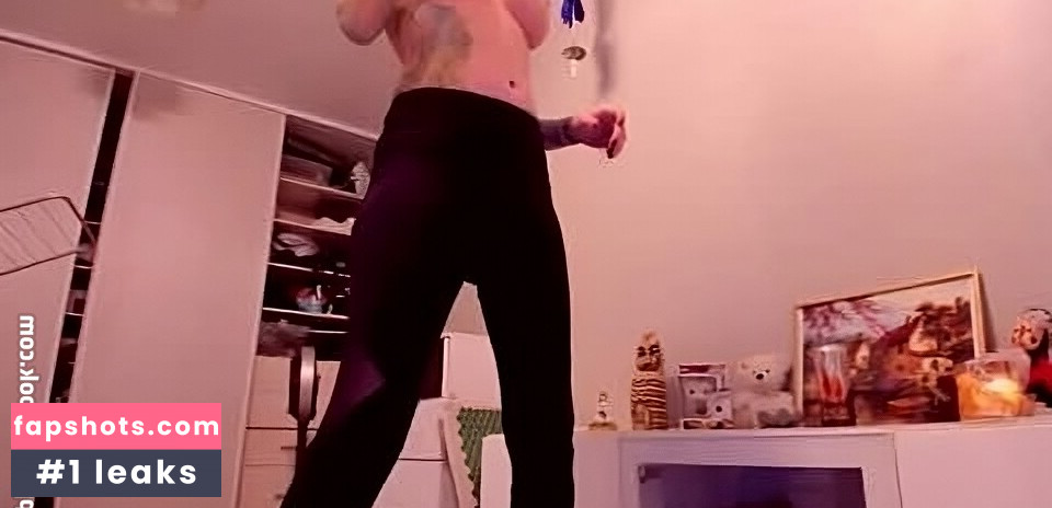 Lorelaye gallery photo #67