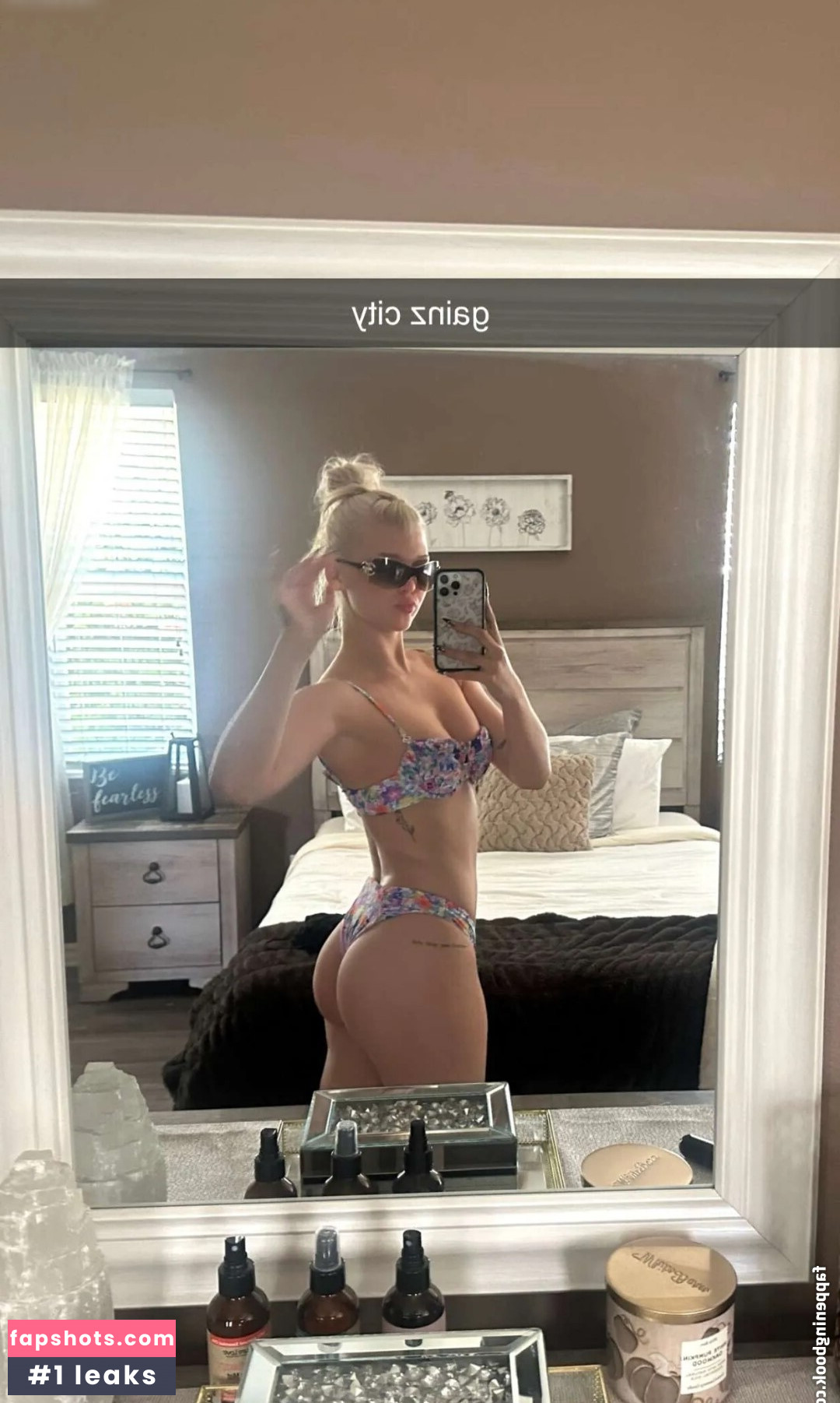 Loren Gray nude babe gallery