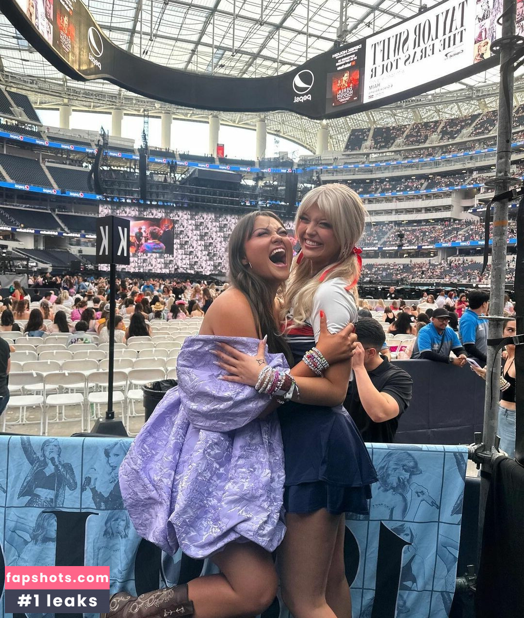 Loren Gray gallery photo #218