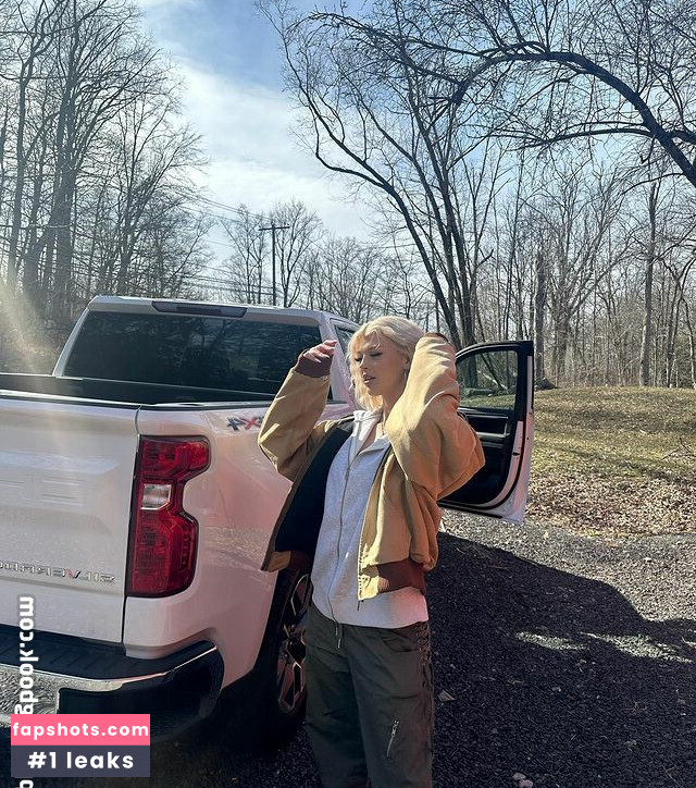 Loren Gray gallery photo #301