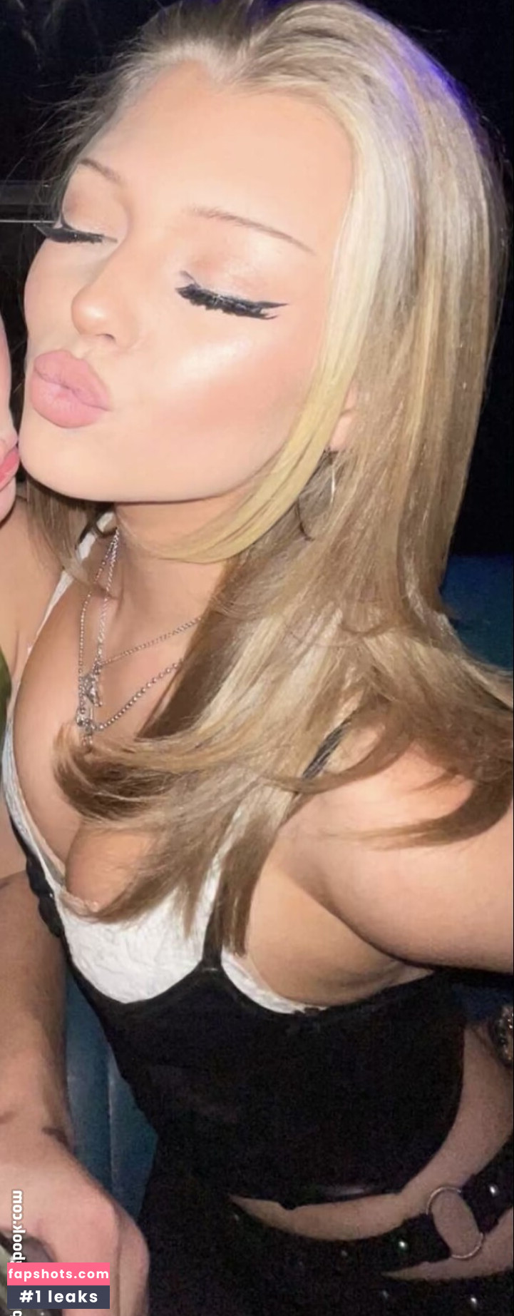 Loren Gray gallery photo #328