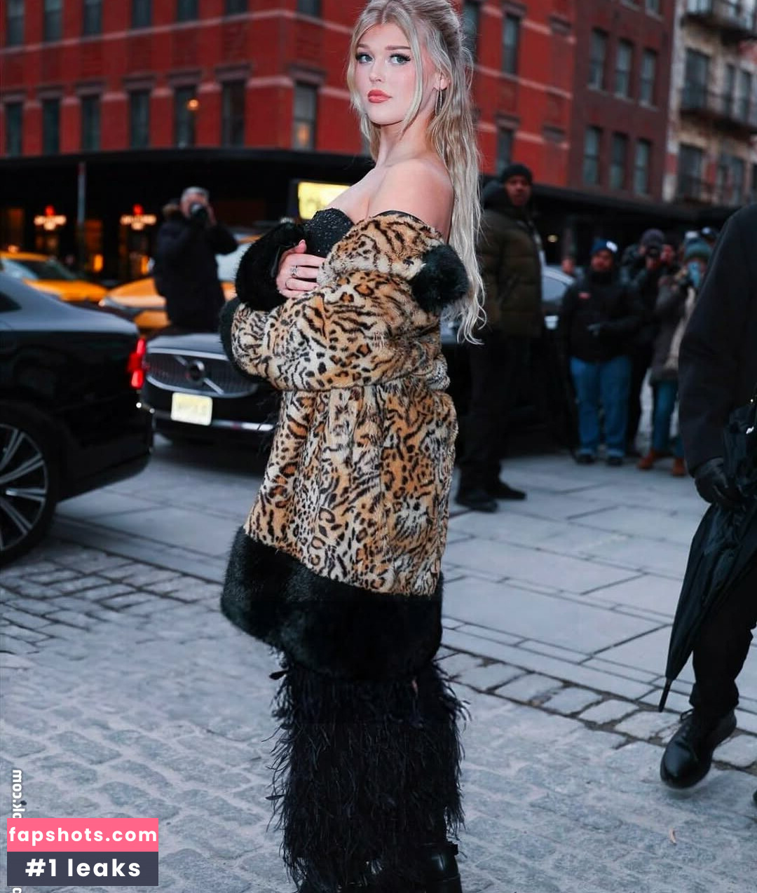 Loren Gray gallery photo #44