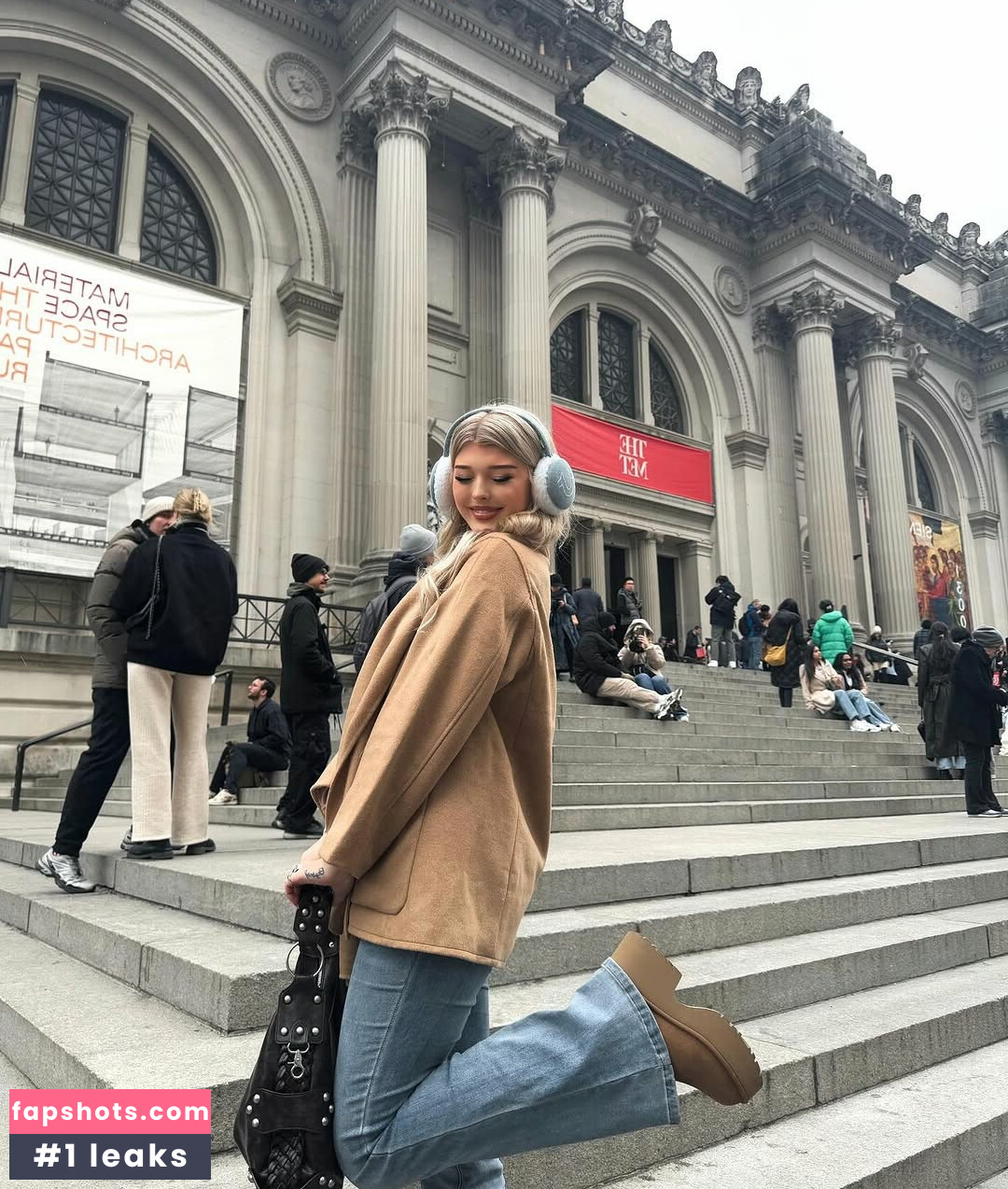 Loren Gray gallery photo #52