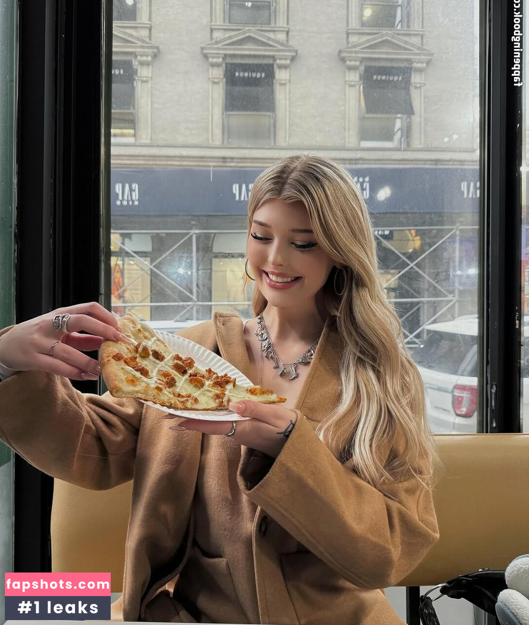 Loren Gray gallery photo #53