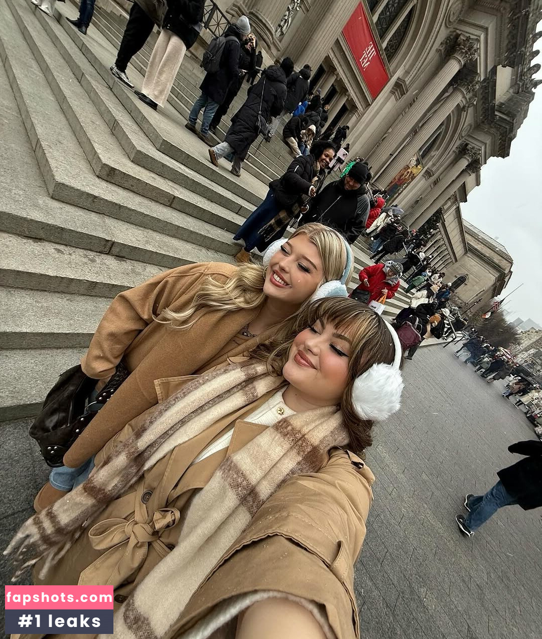 Loren Gray gallery photo #54