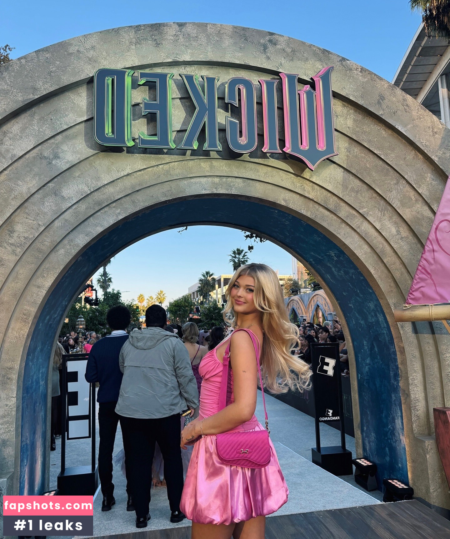 Loren Gray gallery photo #80