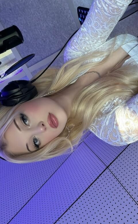 loren-gray Nude Leaks OnlyFans Photos #400 - LeakJerk