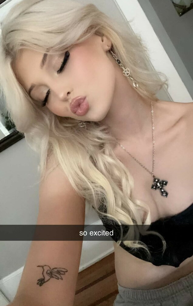 loren-gray gallery photo #856