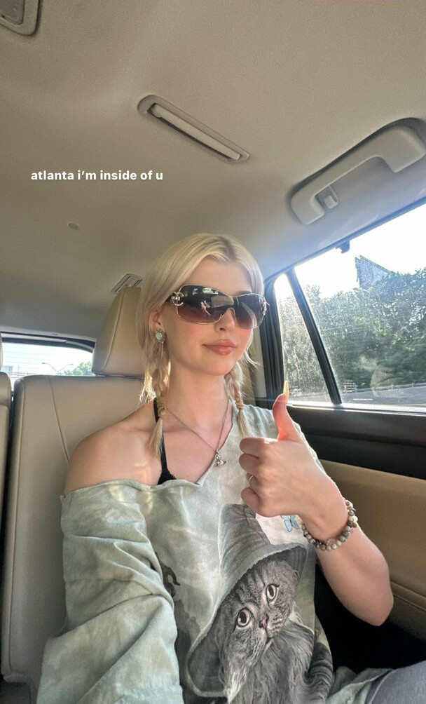 loren-gray gallery photo #859