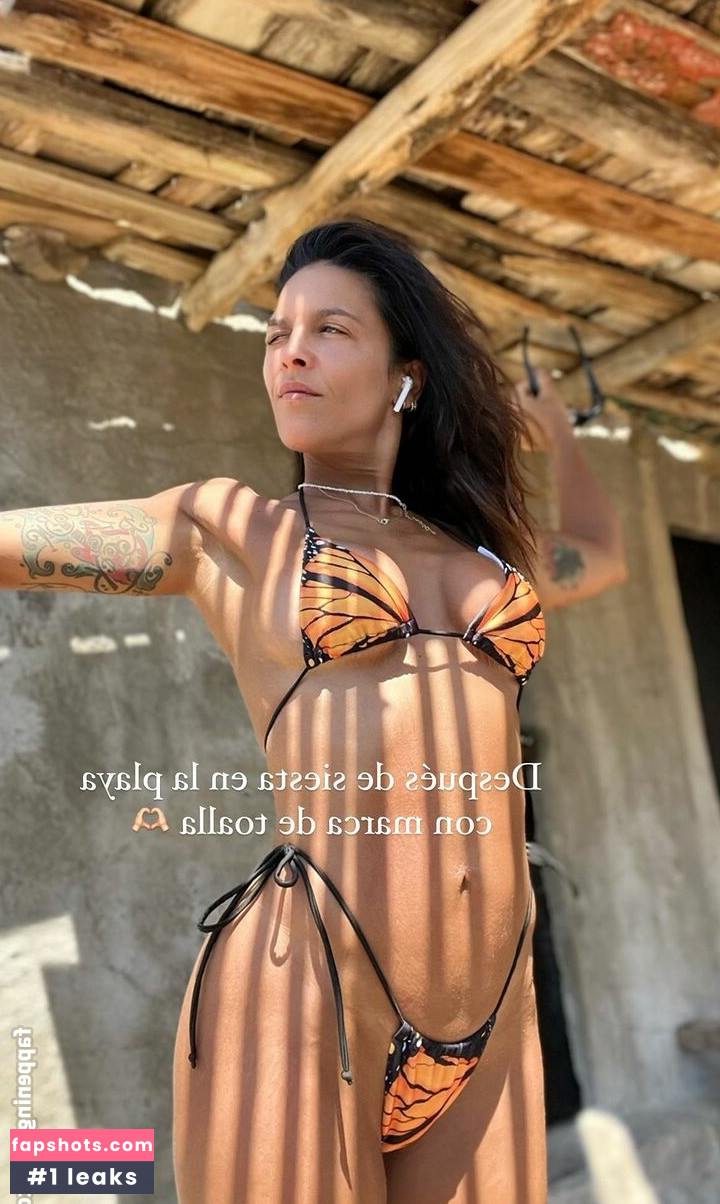 Lorena Castell gallery photo #2