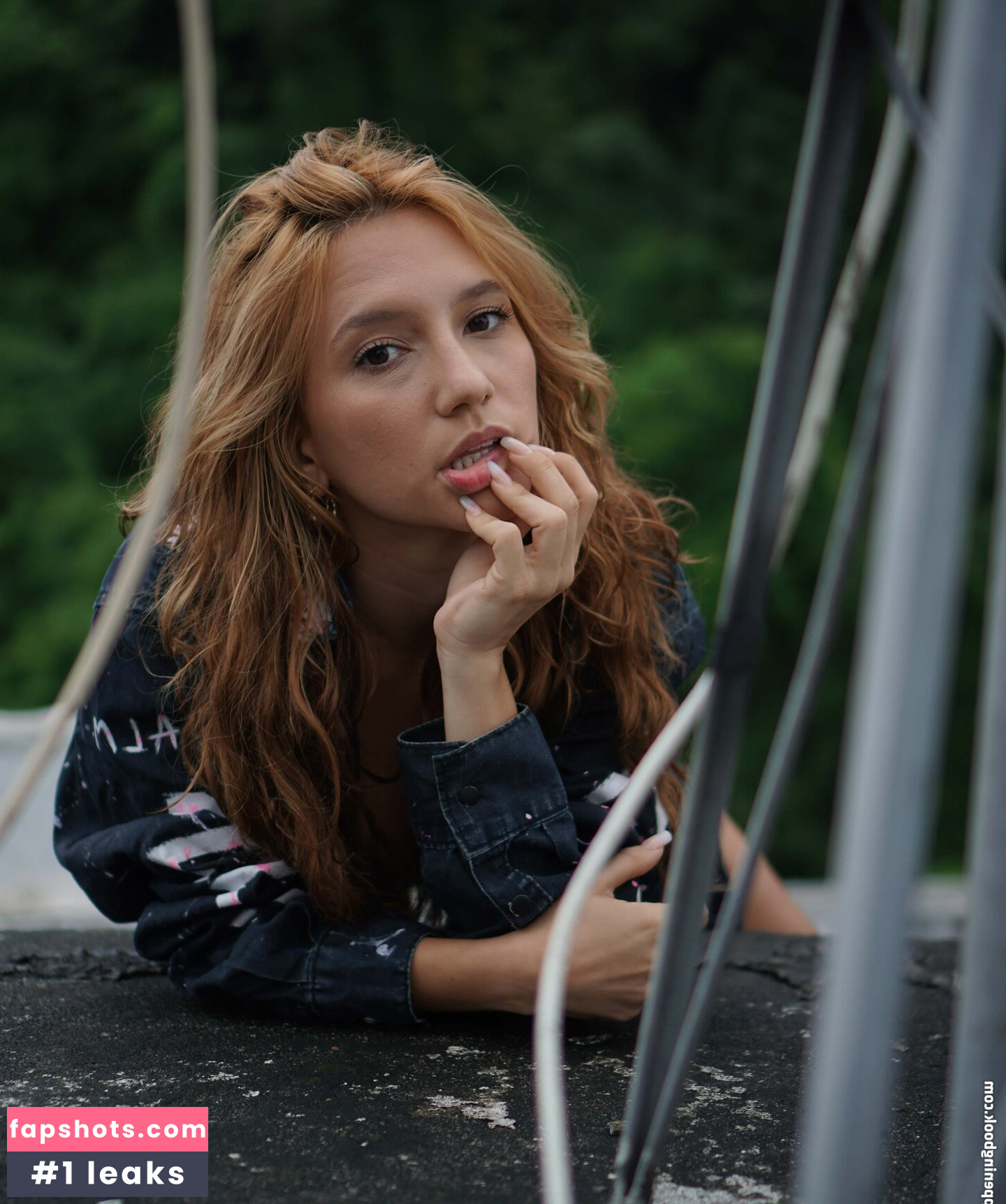 Lorena Comparato gallery photo #11