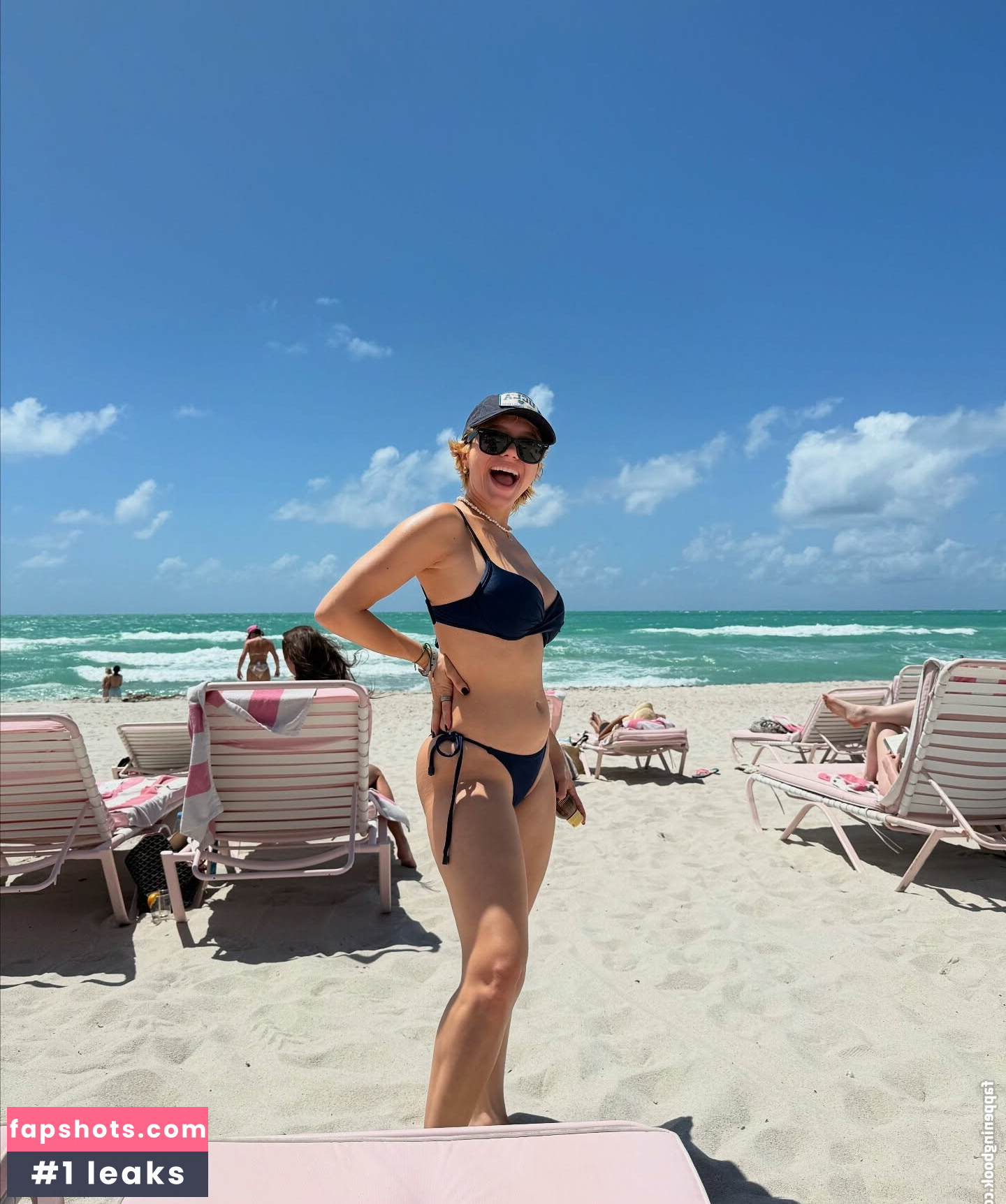 Lorena Comparato gallery photo #4