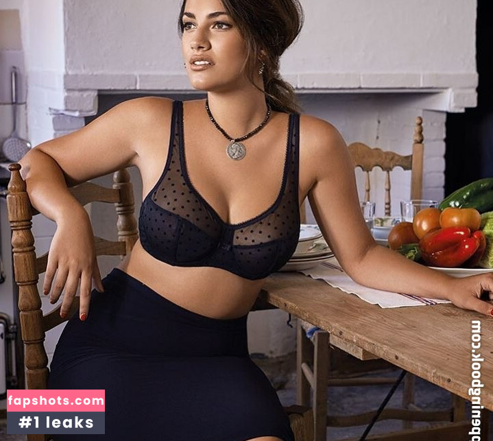 Lorena Duran gallery photo #6