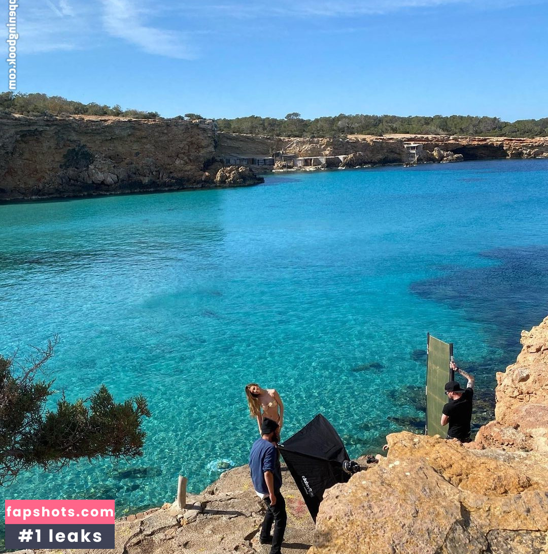 Lorena Rae gallery photo #178