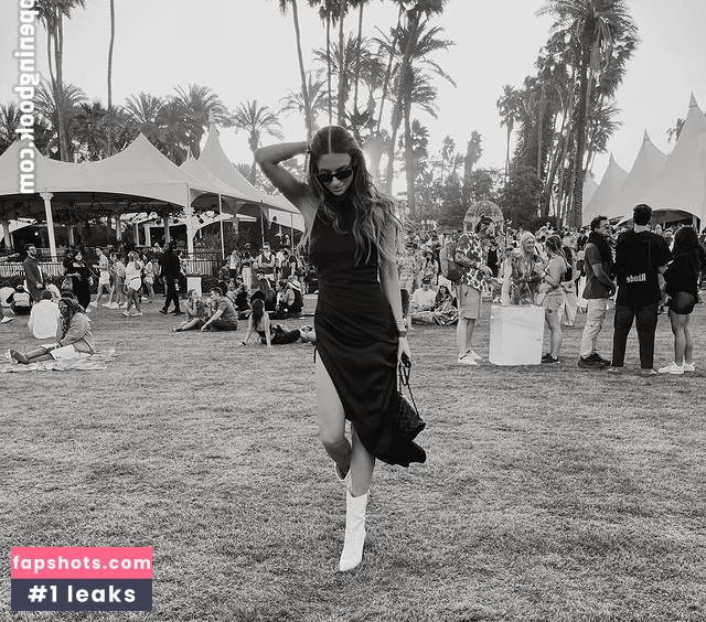 Lorena Rae gallery photo #190