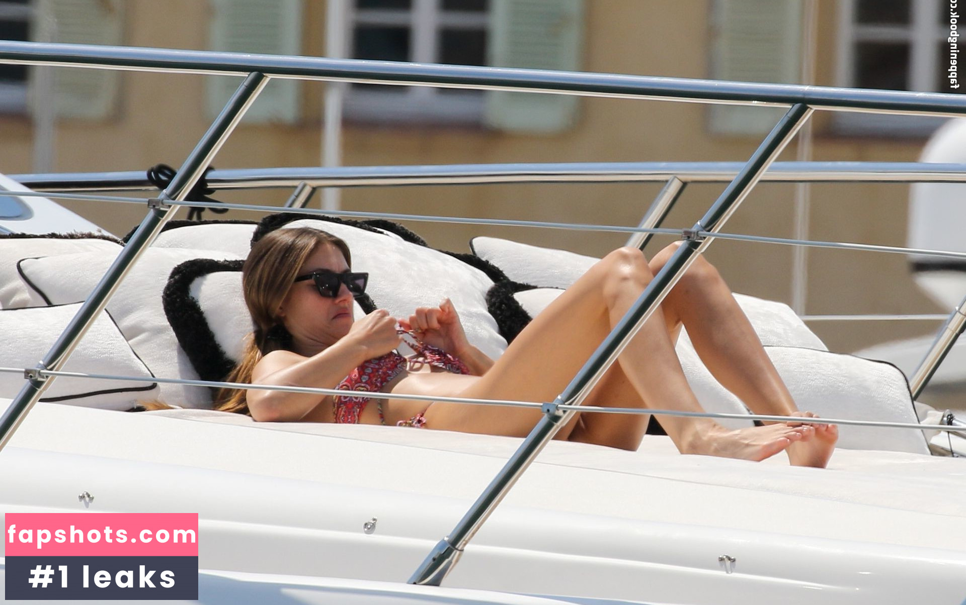 Lorena Rae gallery photo #215