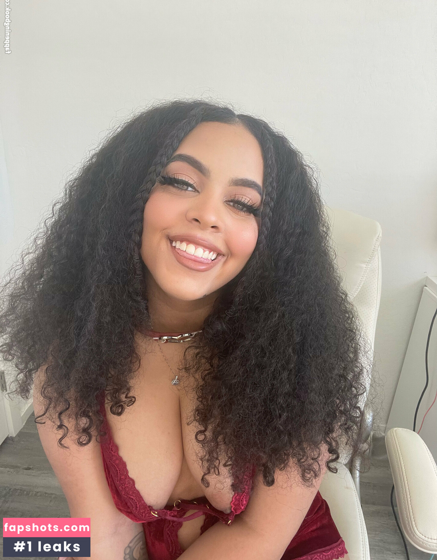 lorenonyx gallery photo #33