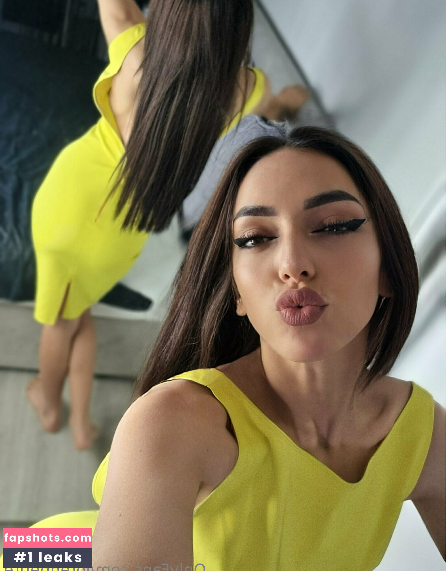 lorenpetite gallery photo #23