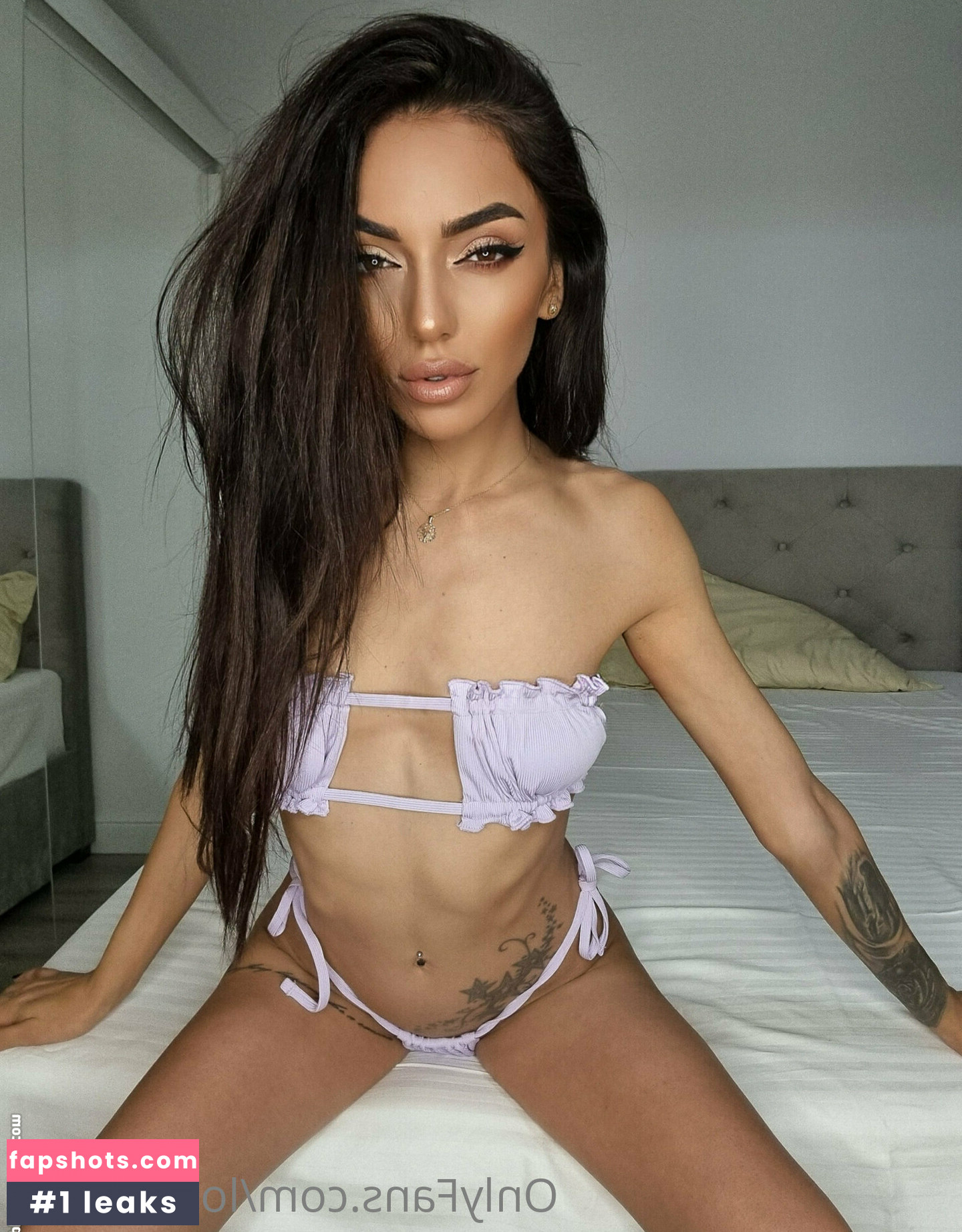 lorenpetite gallery photo #59