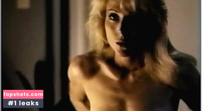 Lori Hallier gallery photo #4